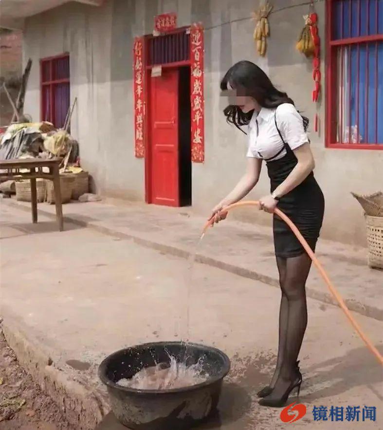 不堪入目,“农媛”衣着暴露!农村大爷:“求放过!”(图2) 2.jpg