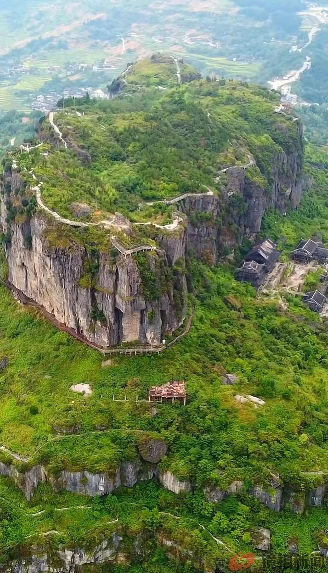 湖光山色(图1) 微信图片_20230905122929.jpg