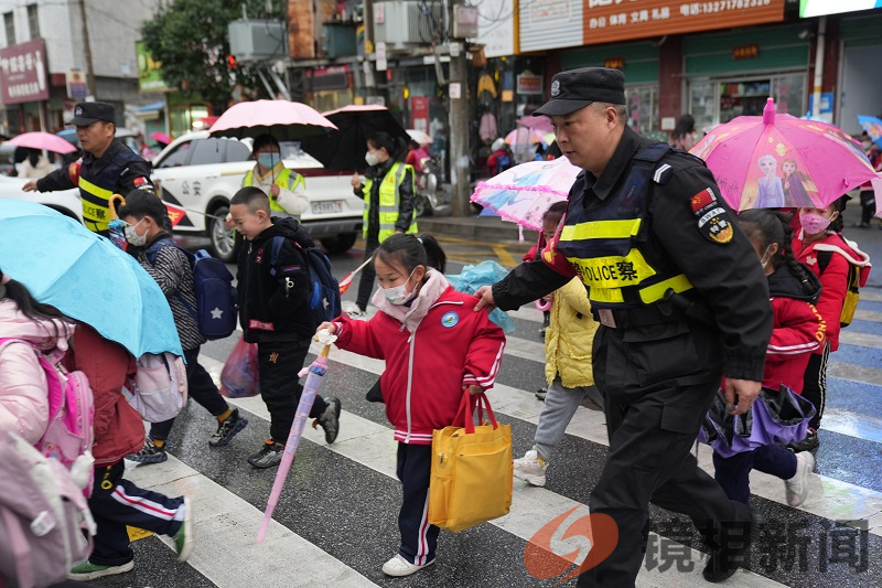 南阳市南召县公安局巡特警大队获“青年文明号”荣誉称号(图1)