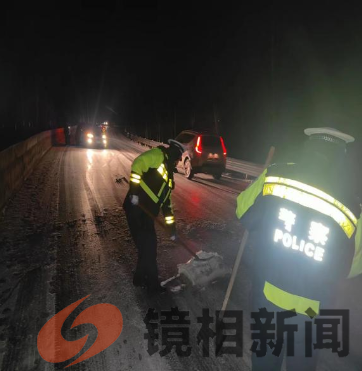 南阳市桐柏县公安局： 浴“雪”奋战，最美