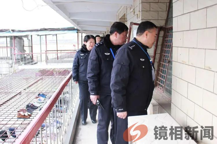 那年,我被羁押在看守所,有一天半夜时,被睡在旁边的死刑犯打伤,脸上缝了六针!(图4) 微信图片_20240224232142.jpg