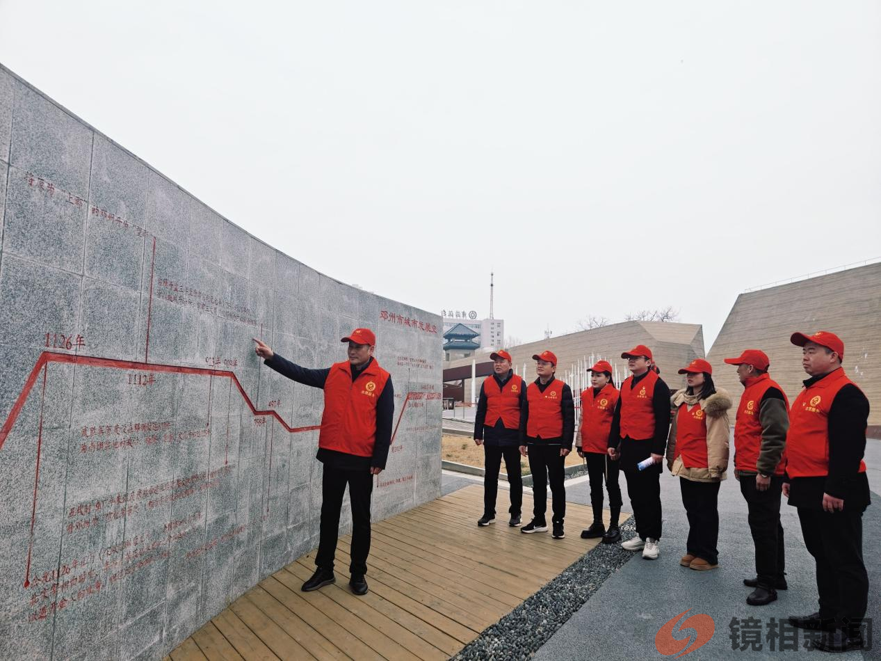 河南省南阳市 邓州法院开展“学雷锋我行动”文明实践主题活动(图4) 图片 4.png