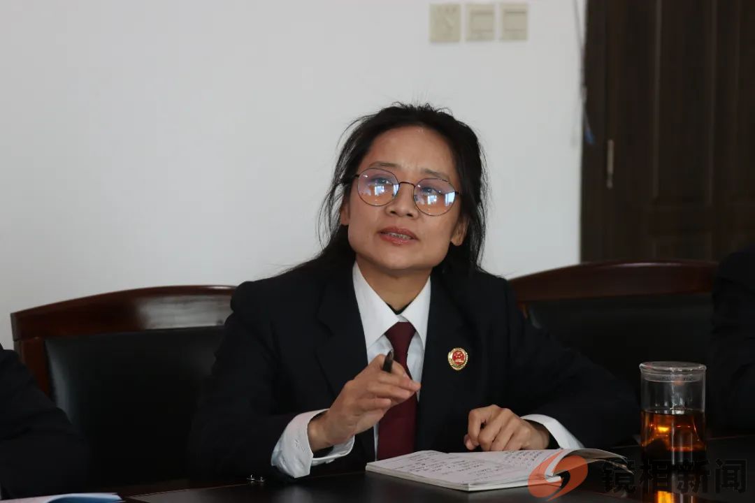 魅力巾帼 花漾芳华——西峡县人民检察院举办“守检察初心 展巾帼之美”座谈交流会暨插花活动(图14) 微信图片_20240308201600.jpg