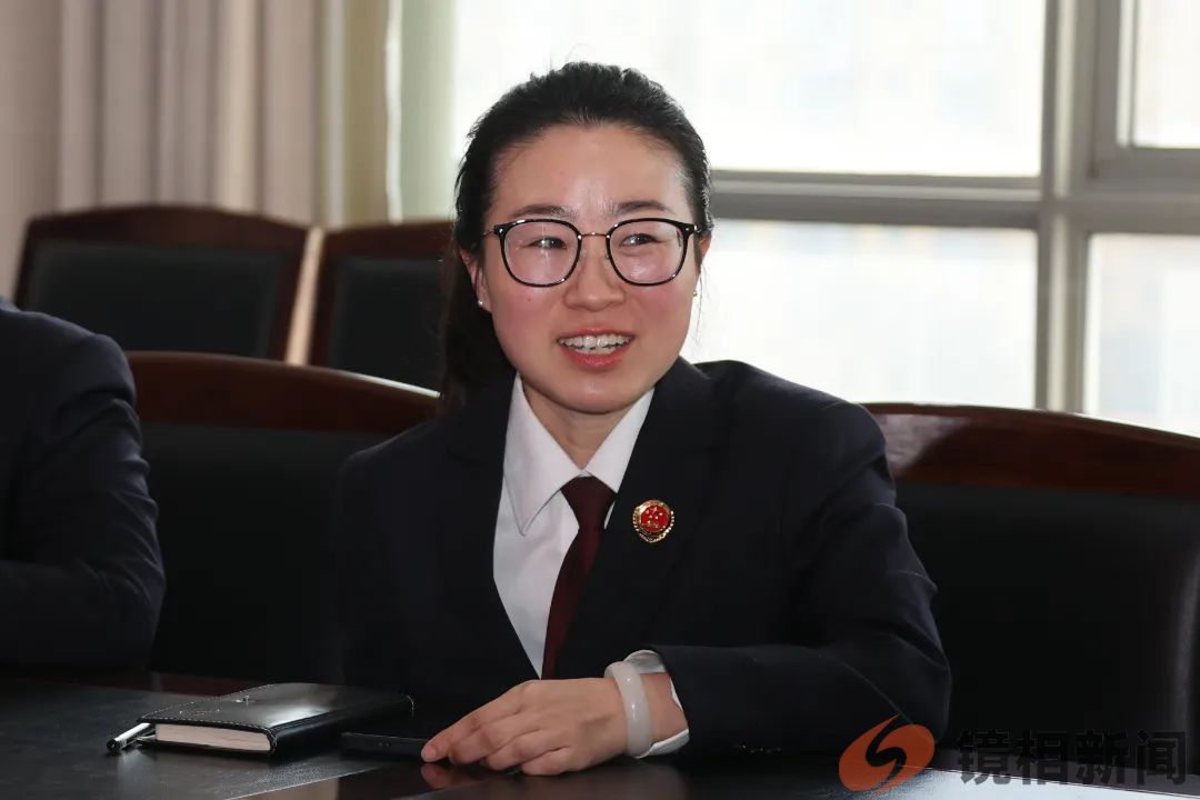 魅力巾帼 花漾芳华——西峡县人民检察院举办“守检察初心 展巾帼之美”座谈交流会暨插花活动(图15) 微信图片_20240308201606.jpg