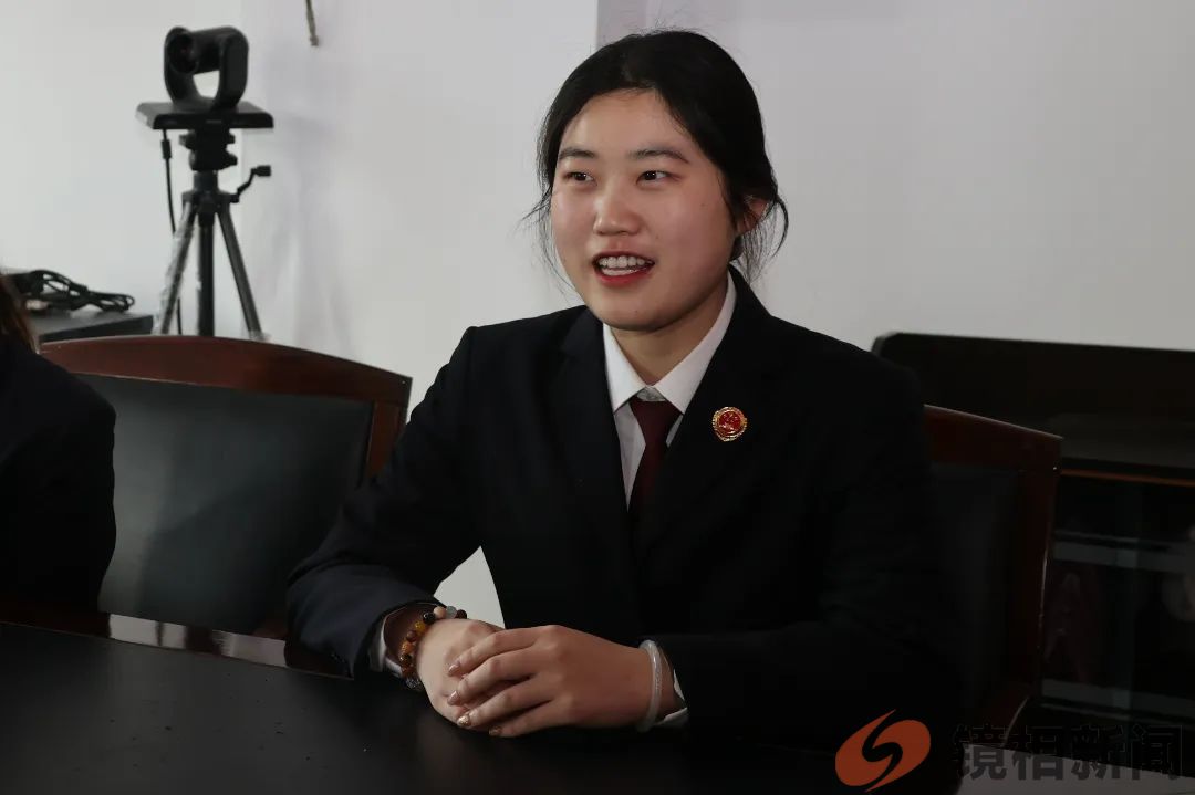 魅力巾帼 花漾芳华——西峡县人民检察院举办“守检察初心 展巾帼之美”座谈交流会暨插花活动(图16) 微信图片_20240308201612.jpg