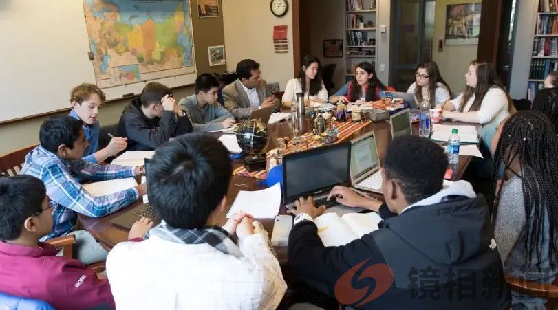 月薪1000元招聘公办高中教师!河南鲁山县,疑患“神经病”?(图11) 微信图片_20240329095458.jpg