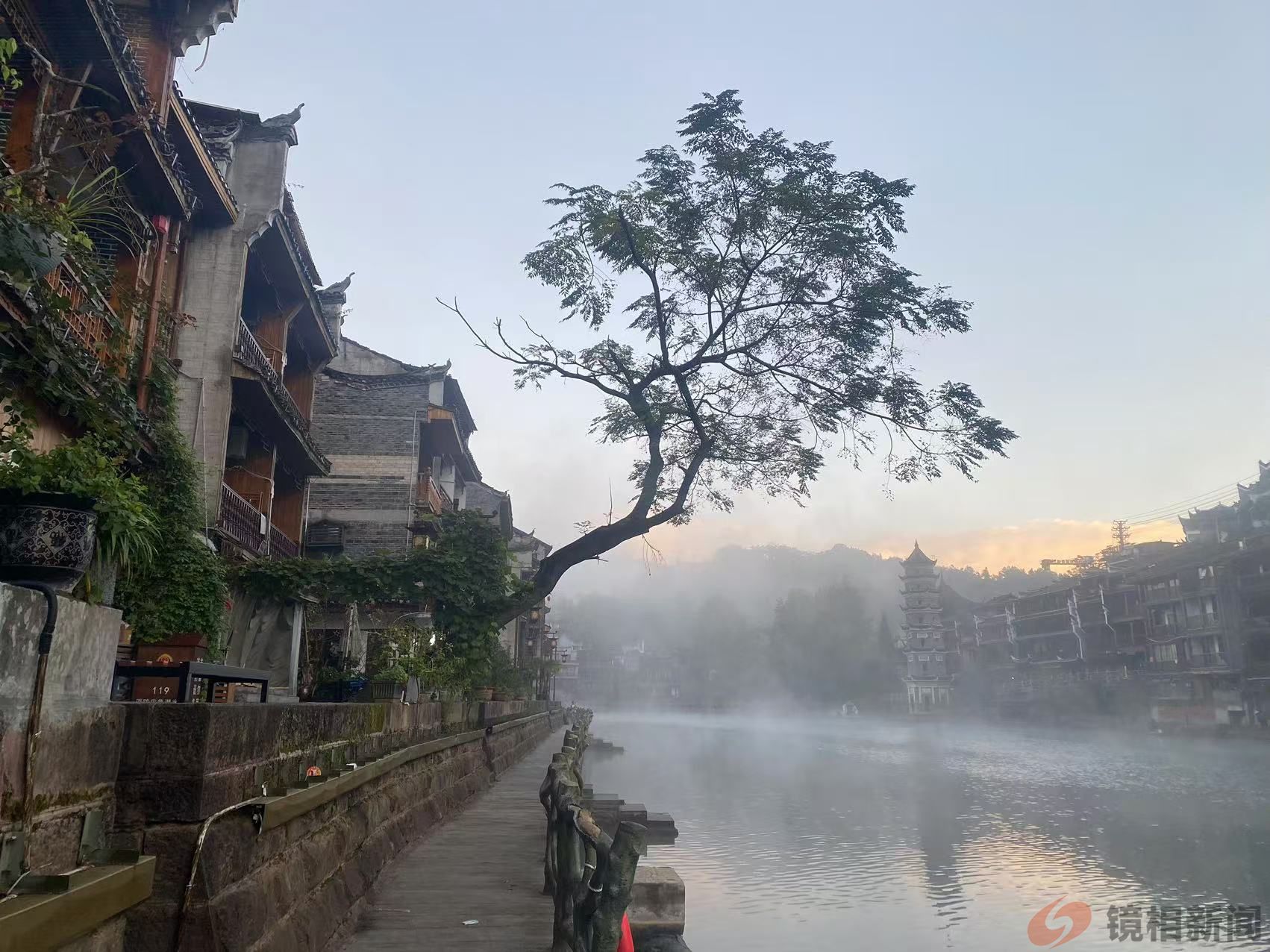 <strong>河南南阳市公安局车站公安分局：温暖燃警心</strong>