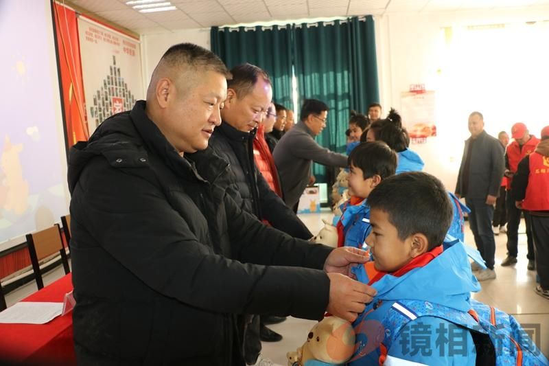 喀什安徽商会:“小小温暖包,浓浓暖冬情”(图4)