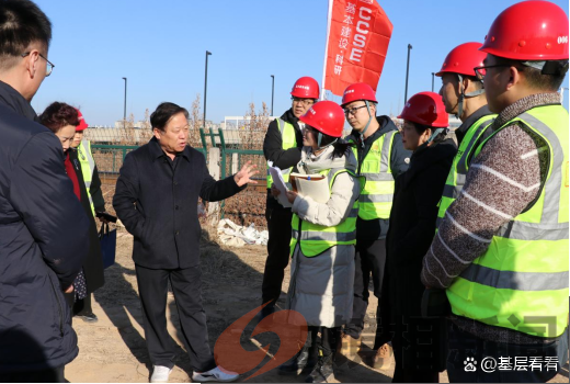 市政府参事二级巡视员南站建设工作专班副指挥长李雪生一行领导到郑州南站勘测现场调研指导工作(图2)