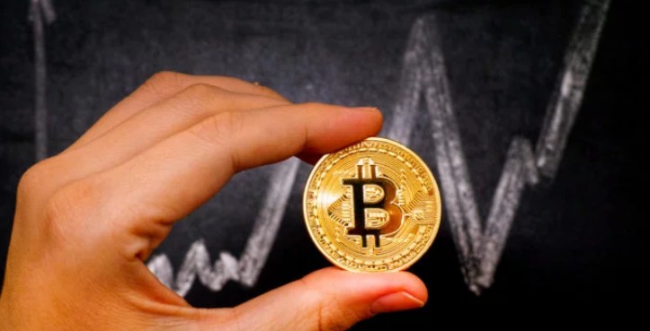 比特币回到4000美元,小牛市来了?等回到4600美元(图1)